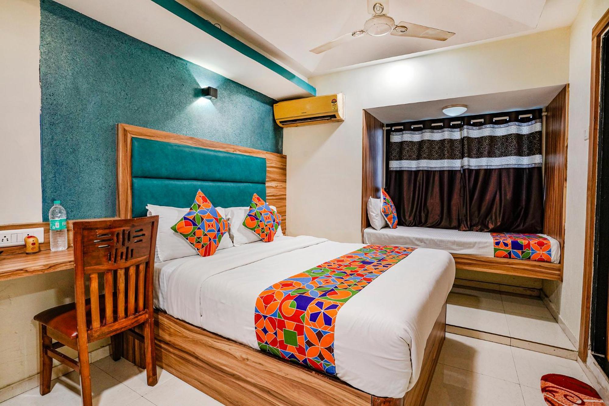 Fabexpress Amber Corp Inn - Nr Nesco Exhibition Center Mumbai Bagian luar foto