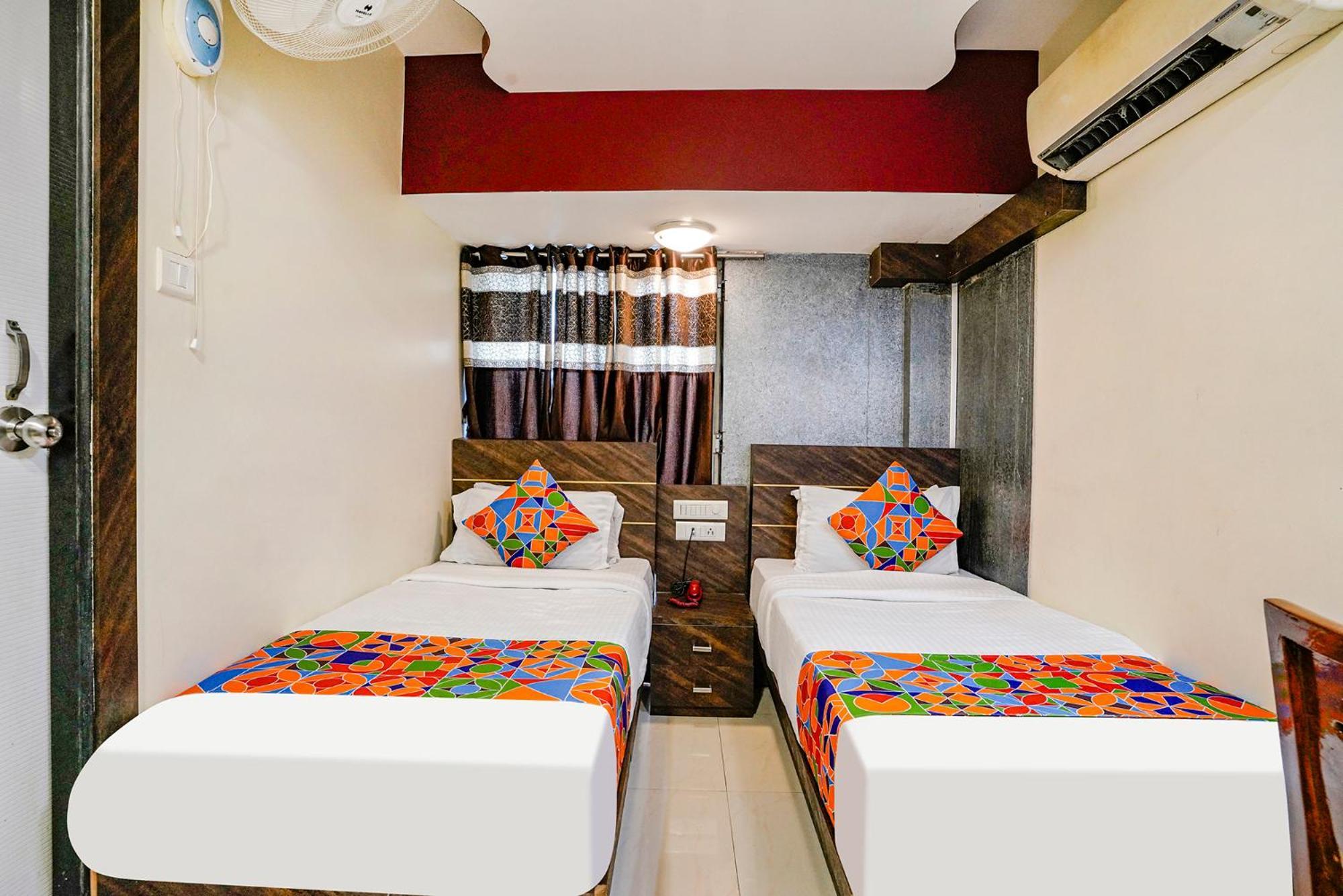 Fabexpress Amber Corp Inn - Nr Nesco Exhibition Center Mumbai Bagian luar foto
